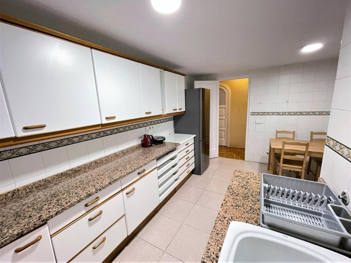 Villarroel Habitaciones Barcelona Exterior foto